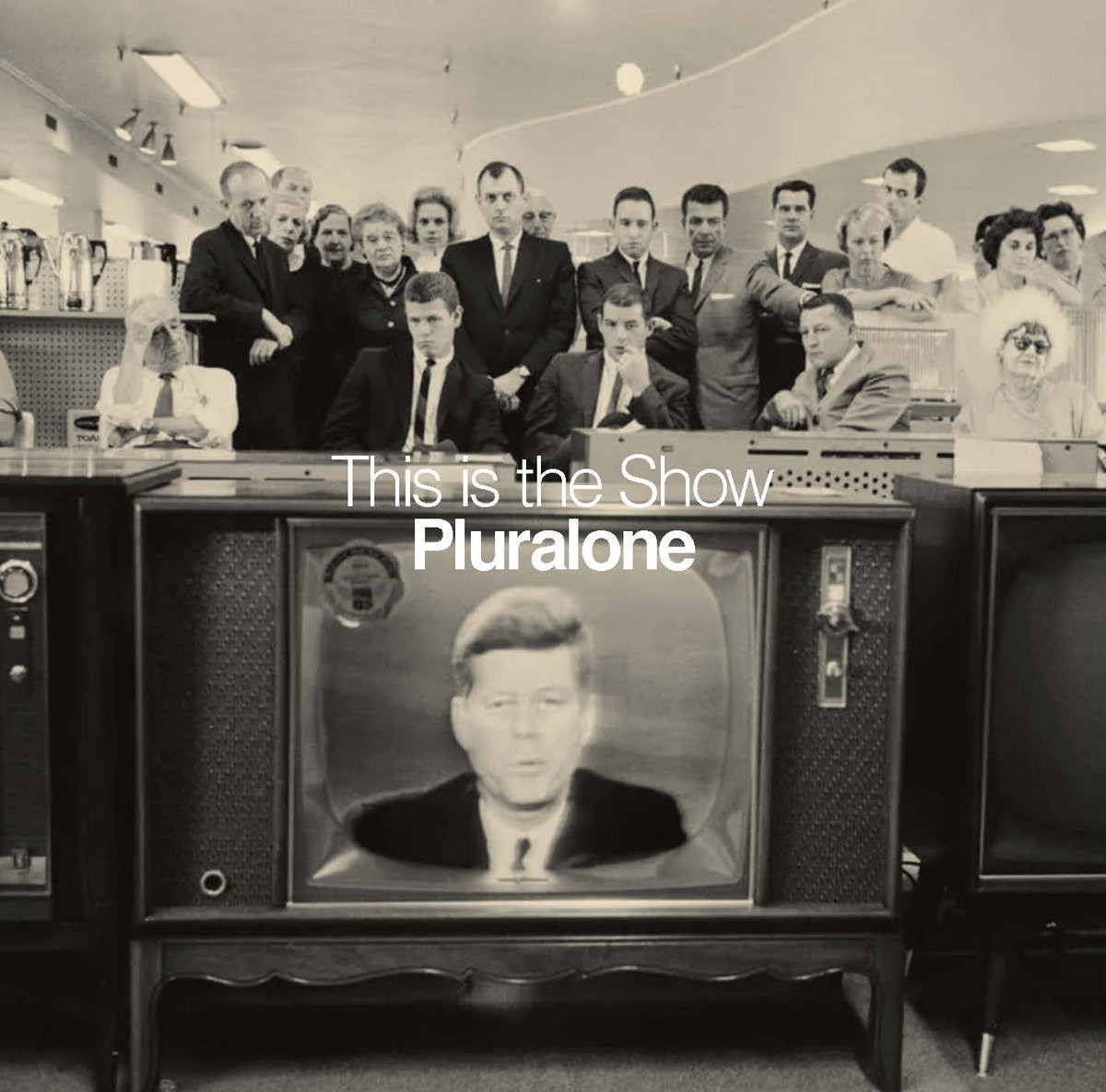 Découvrez This is the Show, le troisième album solo de Pluralone !